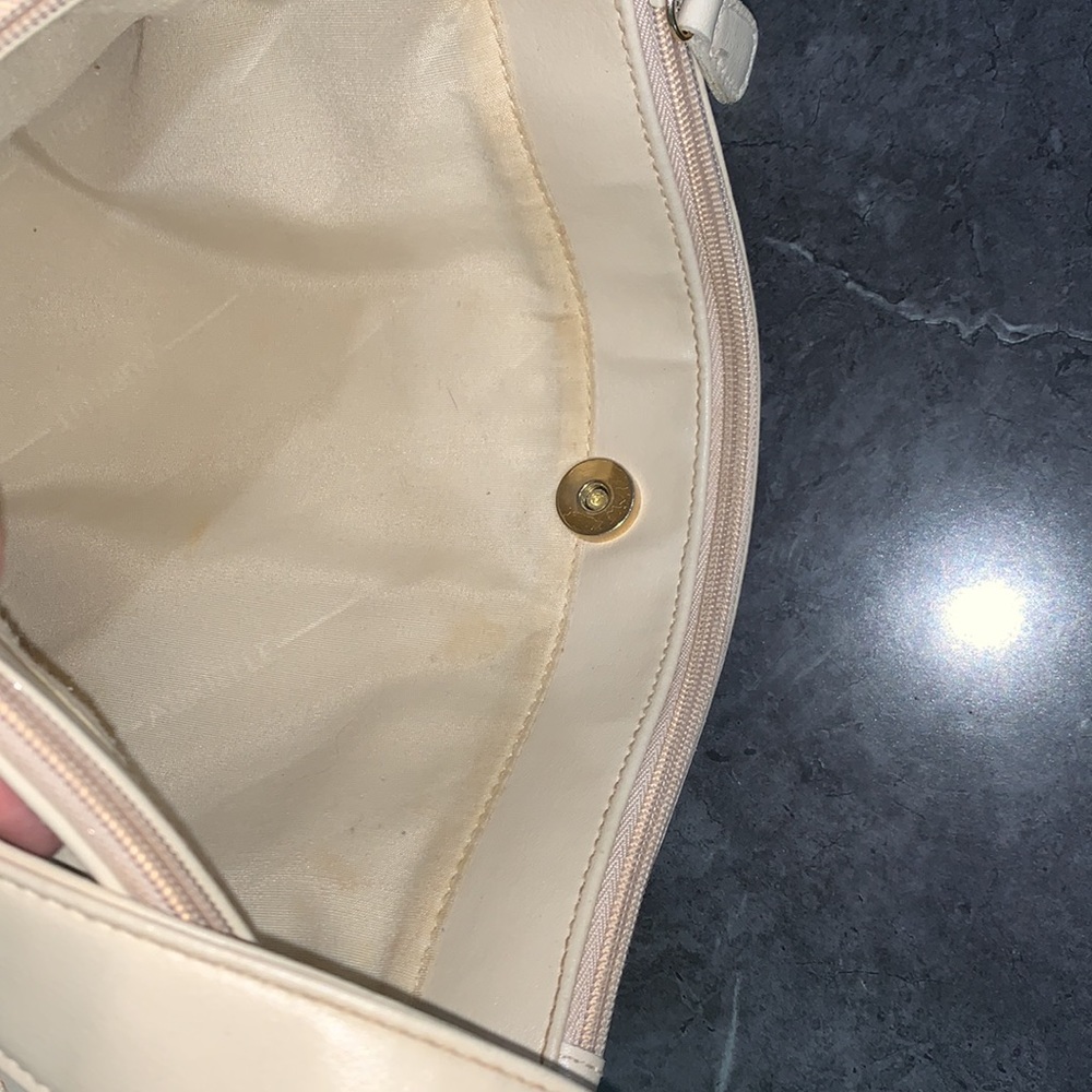 Vintage 90s Aurielle Bag - Picture 9 of 16